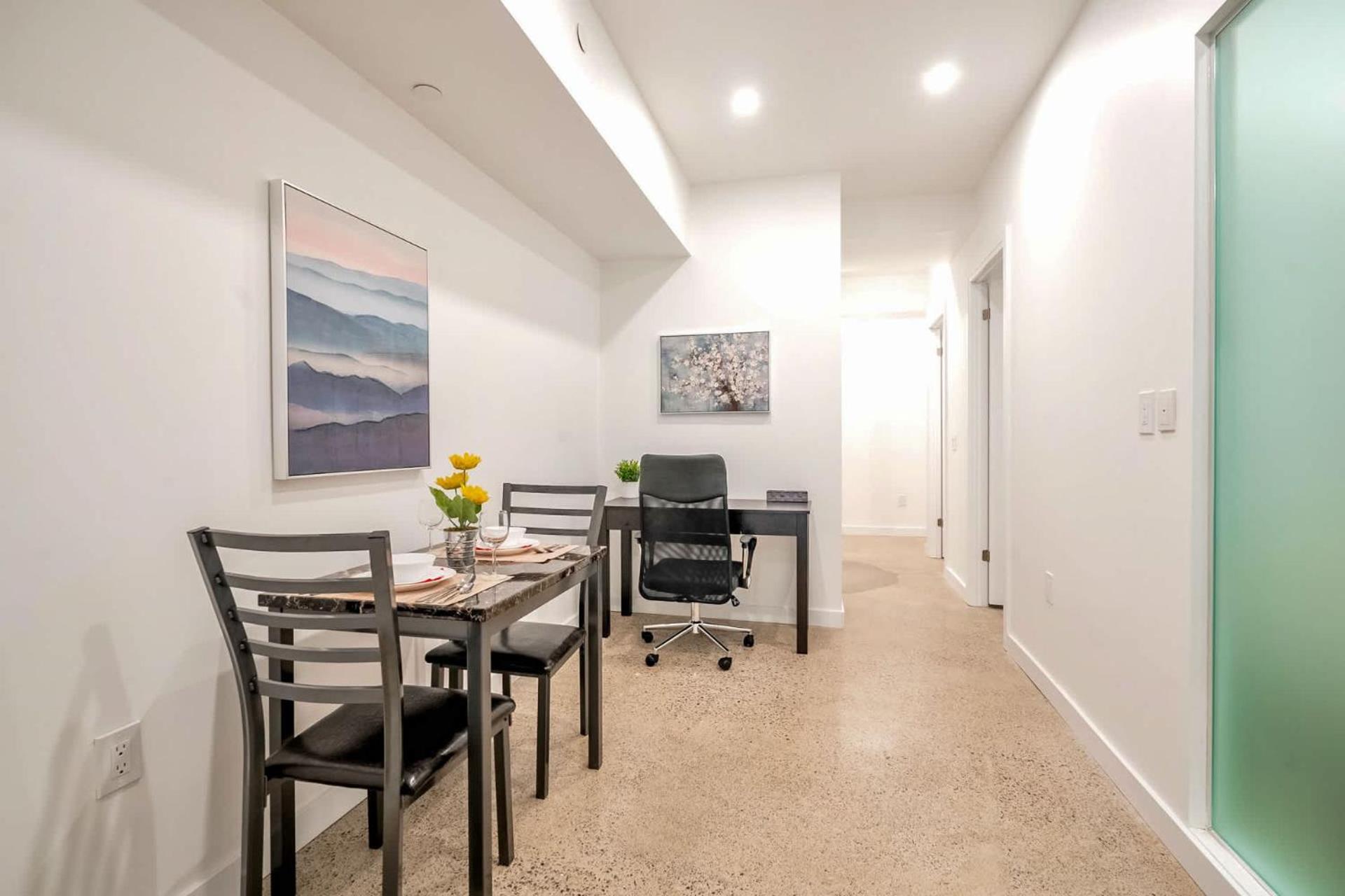 Spacious 2Br Apartment - Regent Park Near Downtown تورونتو المظهر الخارجي الصورة